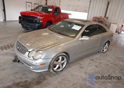 2005 Mercedes-Benz Clk 320 from USA, damaged, VIN WDBTJ65J95F153994